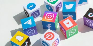 COMMENT AMÉLIORER VOS RÉSEAUX SOCIAUX PROFESSIONNELS ?